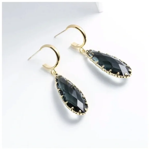 Swarovski Crystals Teardrop Earrings - Picture 4 of 6